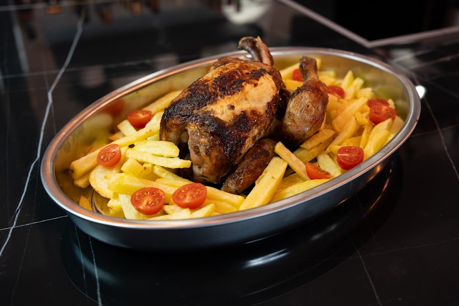 Asador Pizzería La Familia