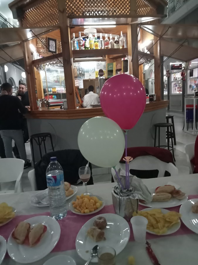 Bar-Cafetería "LA PLAZA"