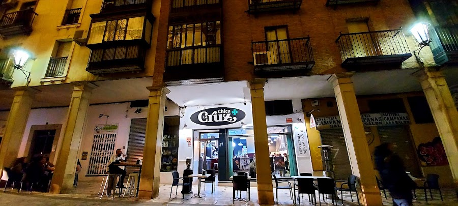 Bar restaurante La Cruz Chica