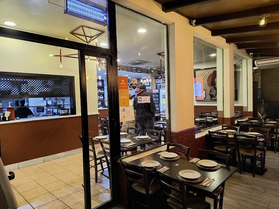 Cerveceria Lola - Avenida La Granja