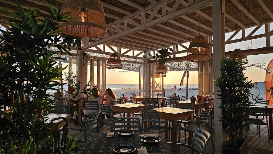 Moana Beach Bar - Restaurant