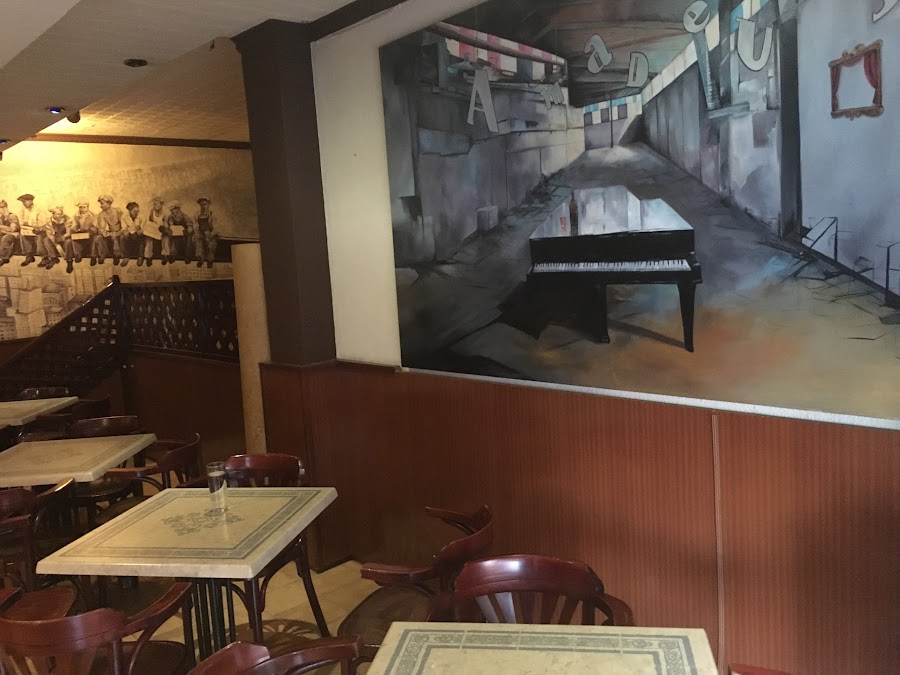 Amadeus Cafeteria y copas