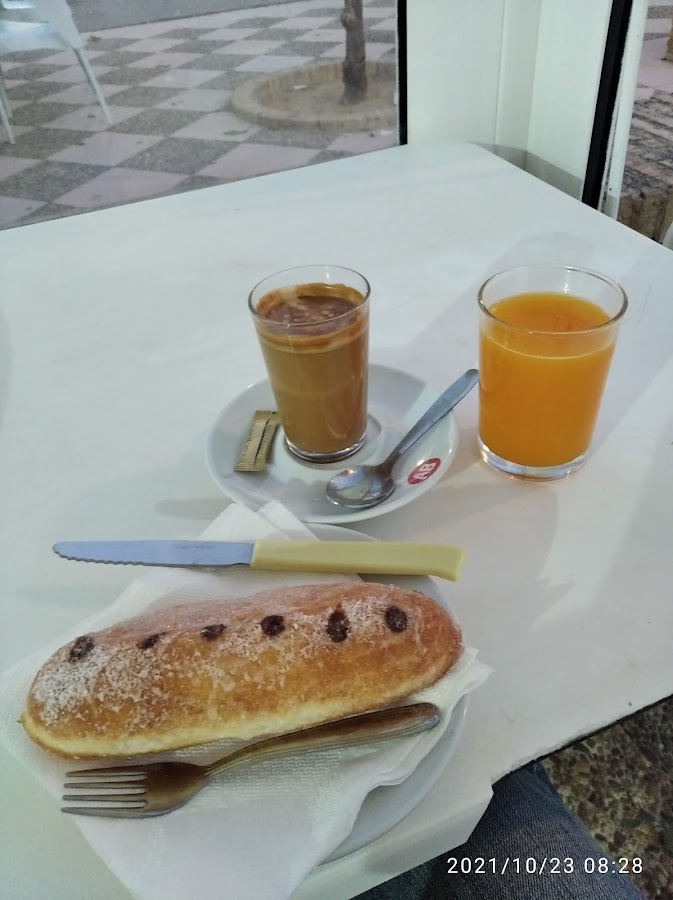 Café-bar la plazuela.