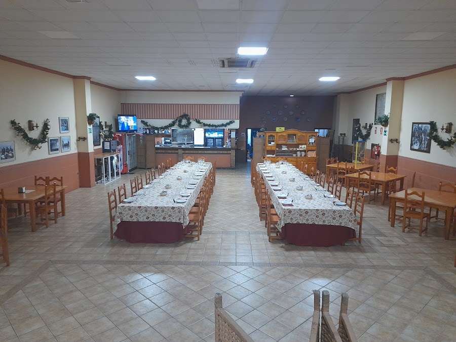 Restaurante El Acebuche, casa Carmela y Manuel