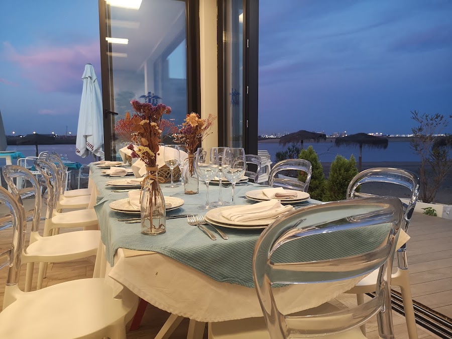 UNO BEACH CLUB